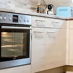 Lejlighed Moderne Dachgeschosswohnung - Parkplatz - Waschmaschine