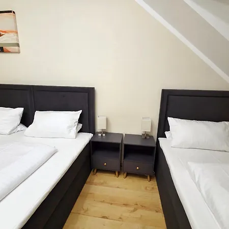 Daire Moderne Dachgeschosswohnung - Parkplatz - Waschmaschine Coburg