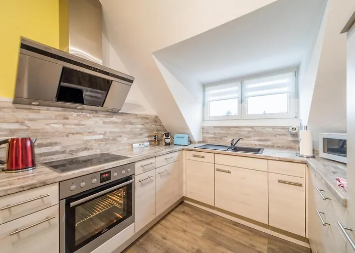 Moderne Dachgeschosswohnung - Parkplatz - Waschmaschine Lejlighed Coburg